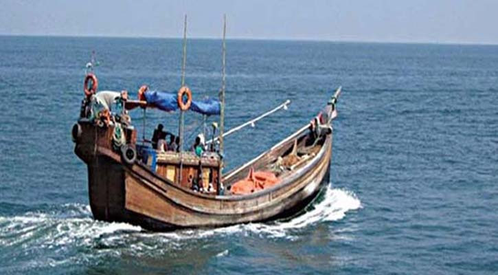 ঝোড়ো হাওয়ার শঙ্কা, সাগরে থাকা মাছ ধরার নৌকা-ট্রলারকে সতর্ক থাকার নির্দেশ