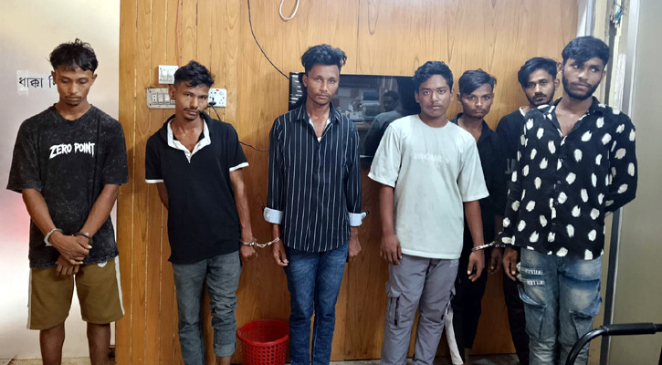 আদাবরে অস্ত্রসহ ‘ভাইস্তা বিল্লাল’ গ্রুপের ৭ সদস্য গ্রেপ্তার