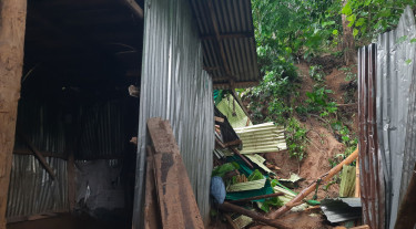 বান্দরবানে পাহাড়ধসে ২ পরিবারের ৫ জনের মৃত্যু