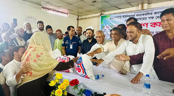 দুর্যোগে ক্ষতিগ্রস্ত মানুষের পাশে থাকা নৈতিক ও মানবিক দায়িত্ব: সরোয়ার আলমগীর