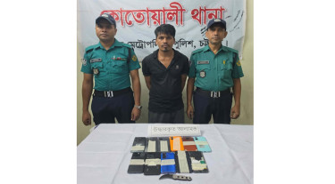বাসে উঠে ছিনতাই চক্রের এক সদস্য গ্রেপ্তার