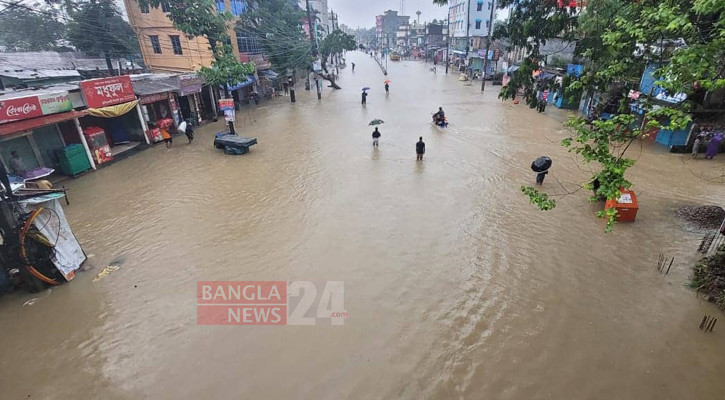 ছয় জেলায় বন্যা, নতুন করে ১২ জেলা প্লাবণের শঙ্কা