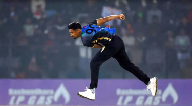মোস্তাফিজের চোট পরীক্ষা করবে ফিনিক্স