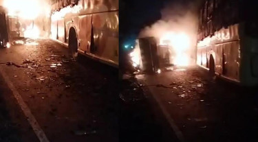 ভাঙ্গায় উল্টে থাকা ডিমবোঝাই ট্রাকে বাসের ধাক্কা, নিহত ৫