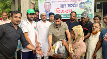 লোহাগাড়ায় বন্যায় ক্ষতিগ্রস্তদের পরিবারের পাশে বিএনপি