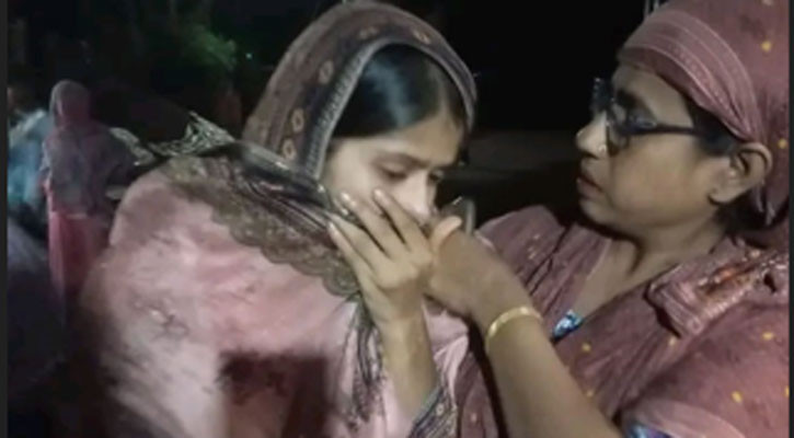 সন্তান নিয়ে নদীতে ঝাঁপ দেওয়ার ঘটনায় মামলা,  আটক মা