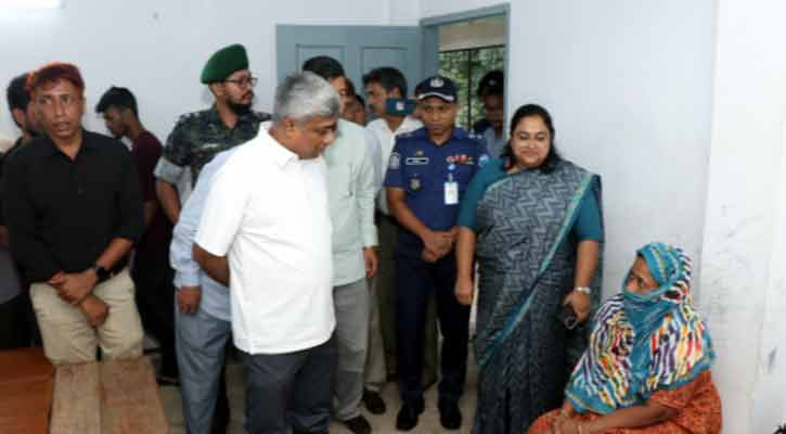 রাঙামাটির বন্যাকবলিত অতিদরিদ্রদের ঋণের কিস্তি আদায় না করার অনুরোধ প্রতিমন্ত্রীর