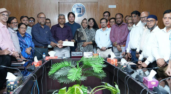 রাবির মেধাবী শিক্ষার্থীদের বৃত্তির জন্য ১০ লাখ টাকা দিলেন ভূমিমন্ত্রীর পরিবার