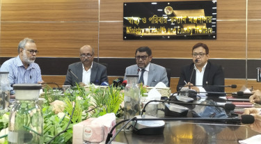 বন্যাকবলিত ১১ জেলায় স্বাস্থ্যকর্মীদের ছুটি বাতিল: স্বাস্থ্যমন্ত্রী