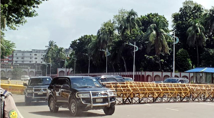 বঙ্গভবন ছাড়লেন মো. সাহাবুদ্দিন