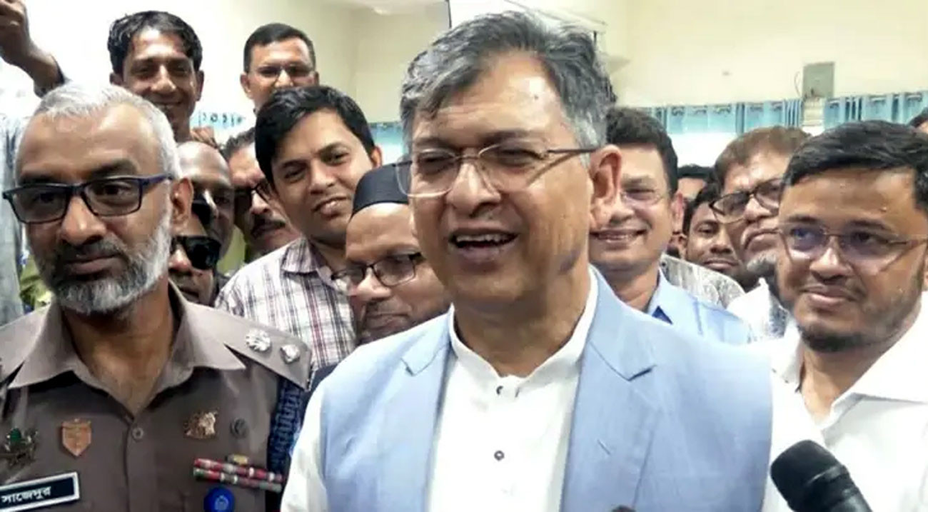 কক্সবাজারে স্বরাষ্ট্রমন্ত্রী: মানবতাবিরোধীদের রাজনীতি জনগণ কখনো গ্রহণ করবে না