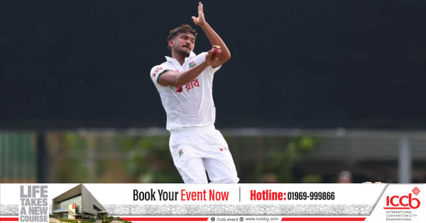 রেনশকে ফিরিয়ে অস্ট্রেলিয়াকে প্রথম ধাক্কা তাসকিনের