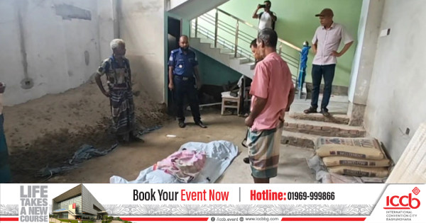 জানালা দিয়ে পানি চাইছিল দুই শিশু, তালা ভেঙে মিলল মায়ের মরদেহ