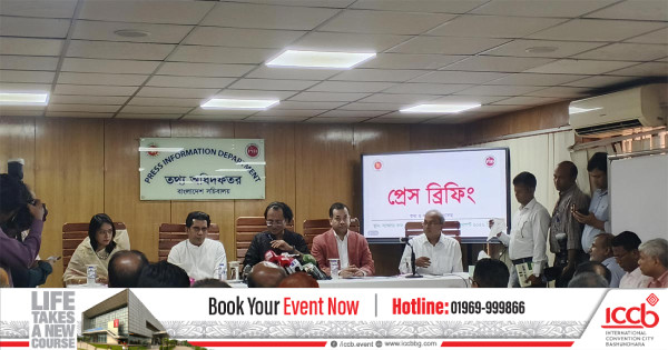 সার সংকটের শঙ্কা নেই, বিতরণ ব্যবস্থা পরিবর্তন করছে সরকার