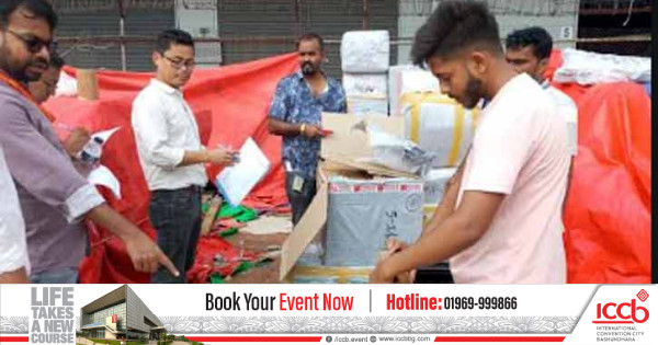 শাহজালাল বিমানবন্দরে ১১৬৭ ল্যাপটপ ও ১০০ ট্যাব-আইপ্যাড জব্দ