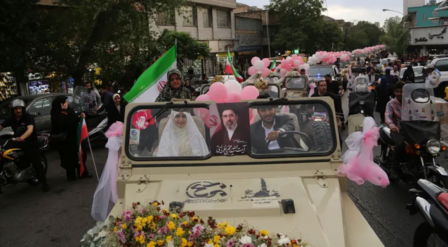 Armed Marriage Car